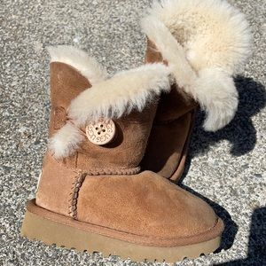 Cute ugg boots